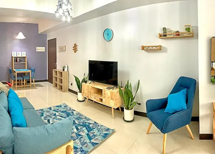 Apartment Designer Retreat In The Heart Of Cubao *