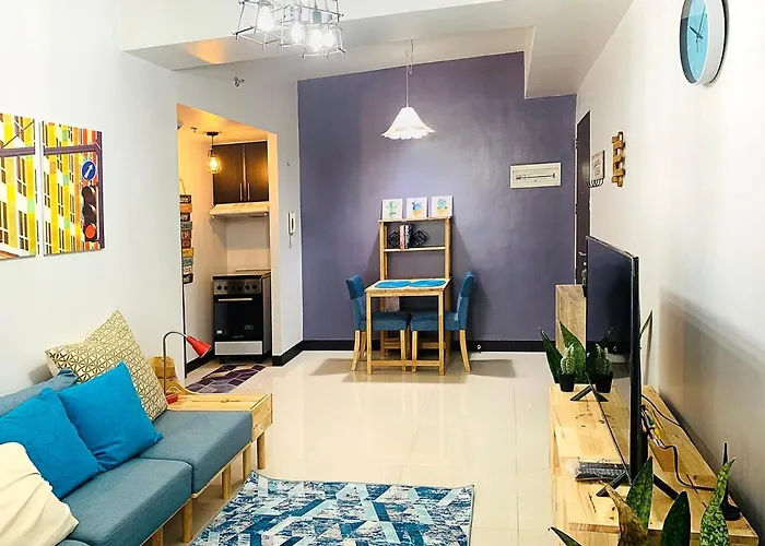 Apartment Designer Retreat In The Heart Of Cubao *