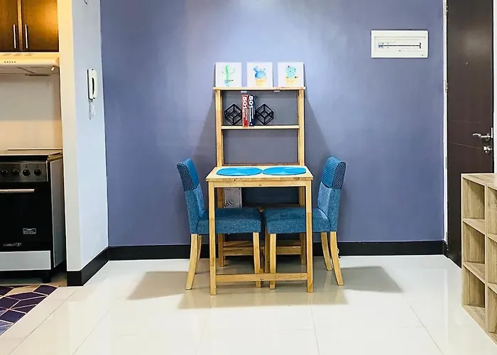 Designer Retreat In The Heart Of Cubao Apartment *